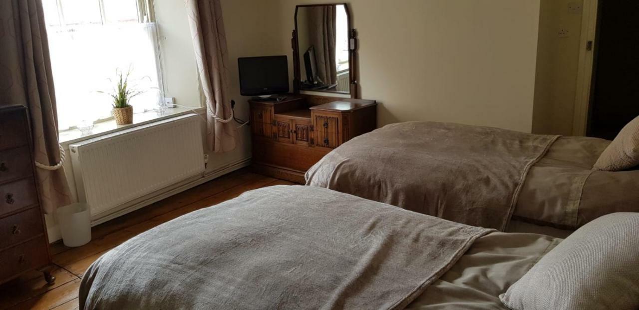 Chimes Bed And Breakfast Reepham  Exterior photo